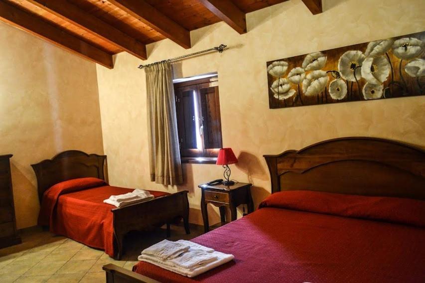 קמפורה סן ג'ובאני Agriturismo U' Casinu Da Scala מראה חיצוני תמונה