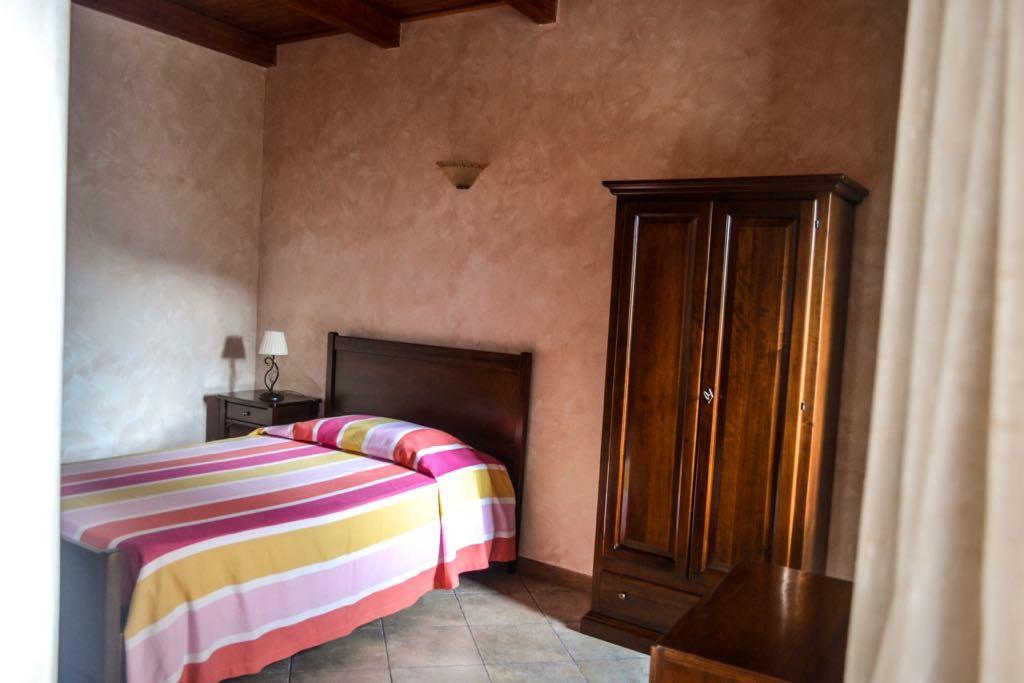 קמפורה סן ג'ובאני Agriturismo U' Casinu Da Scala מראה חיצוני תמונה